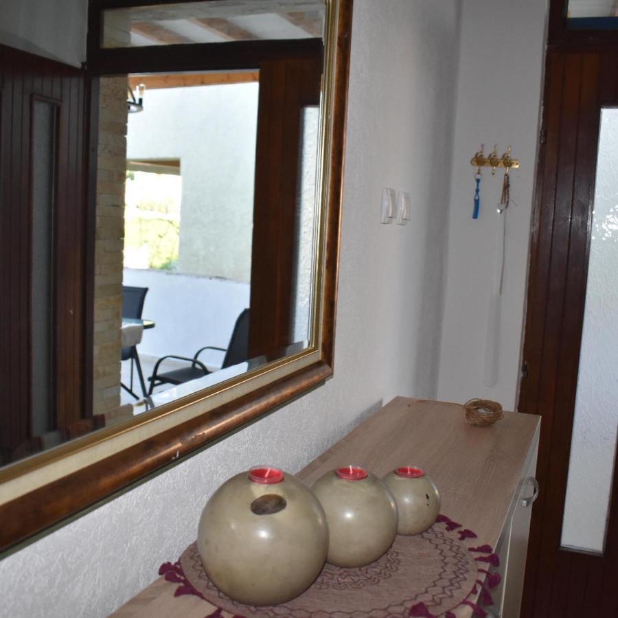 Guesthouse Hhl - Liman Ll Ulcinj Buitenkant foto