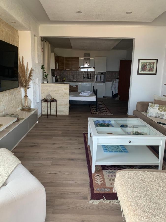 Guesthouse Hhl - Liman Ll Ulcinj Buitenkant foto